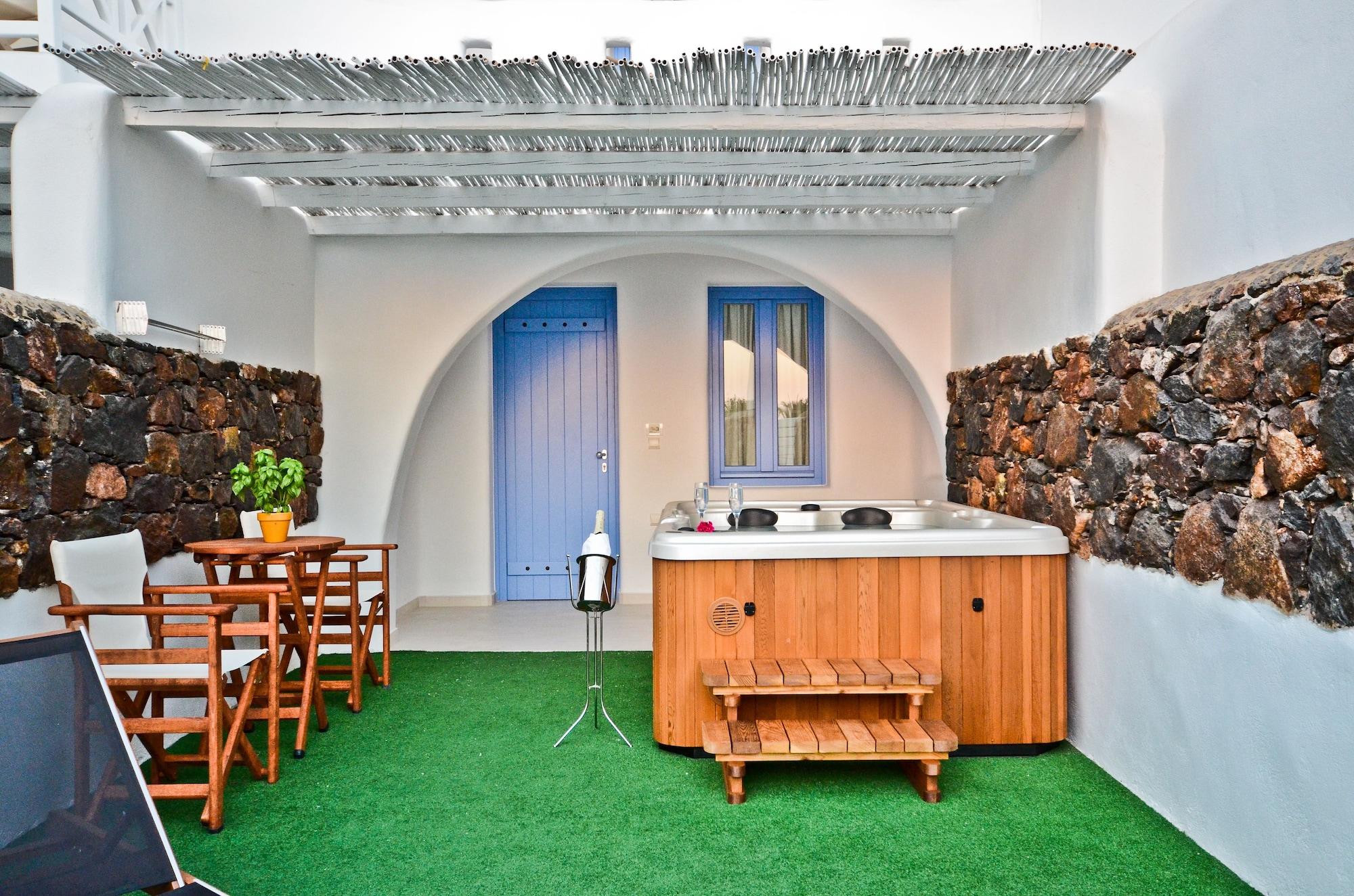 מלון Naxos Island 5*