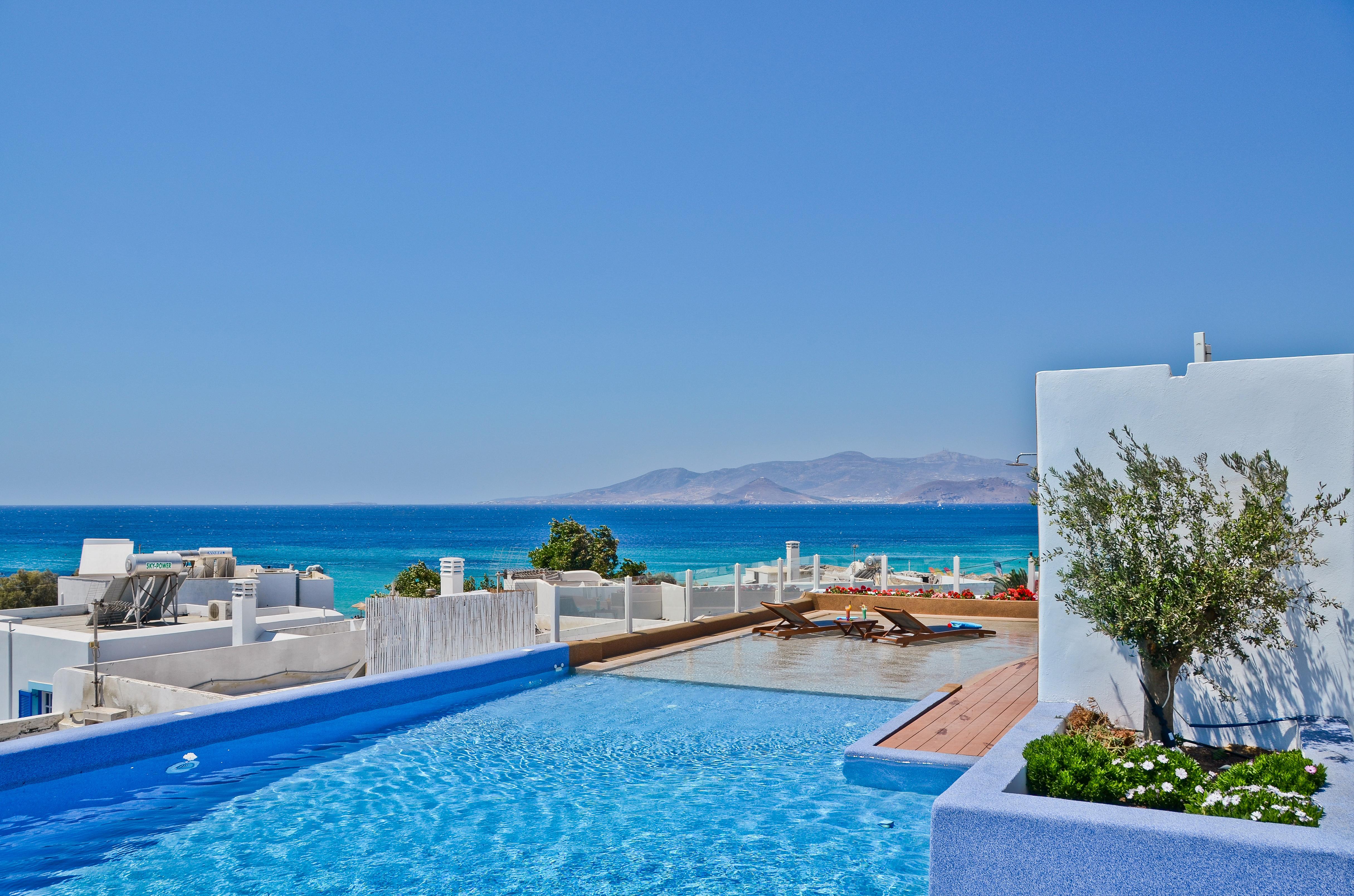 Naxos Island מלון